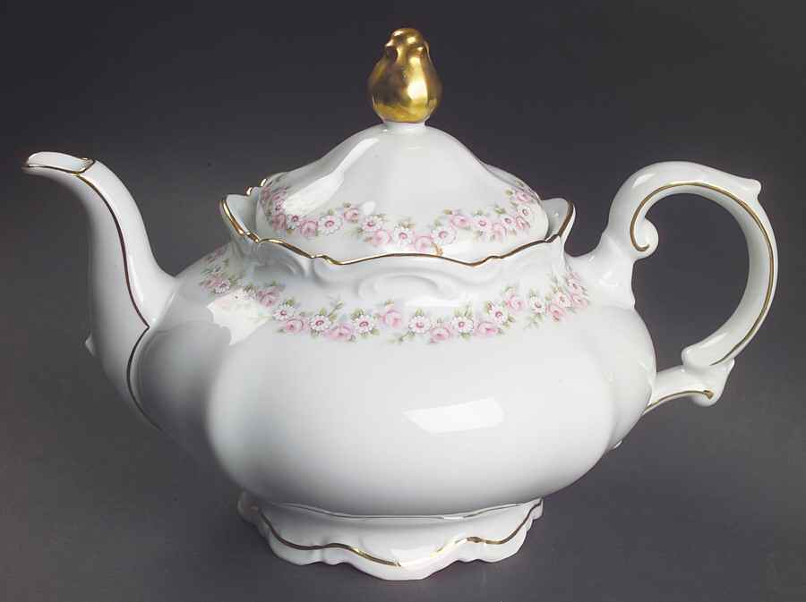 Lady Beatrice Teapot & Lid by Mitterteich-1