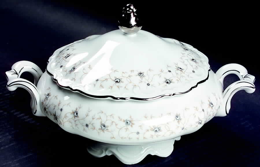 Lady Linda Round Covered Vegetable by Mitterteich-1