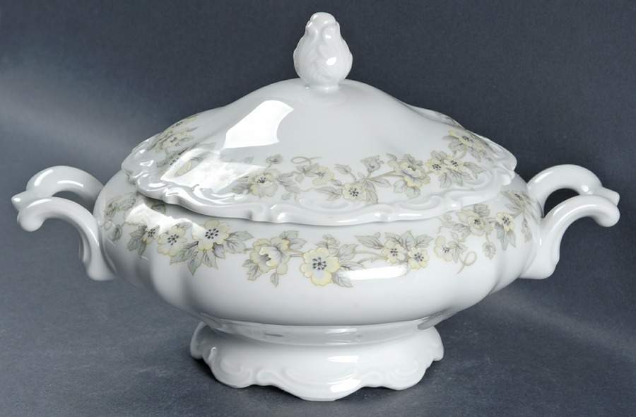 Mari Round Covered Vegetable by Mitterteich-1