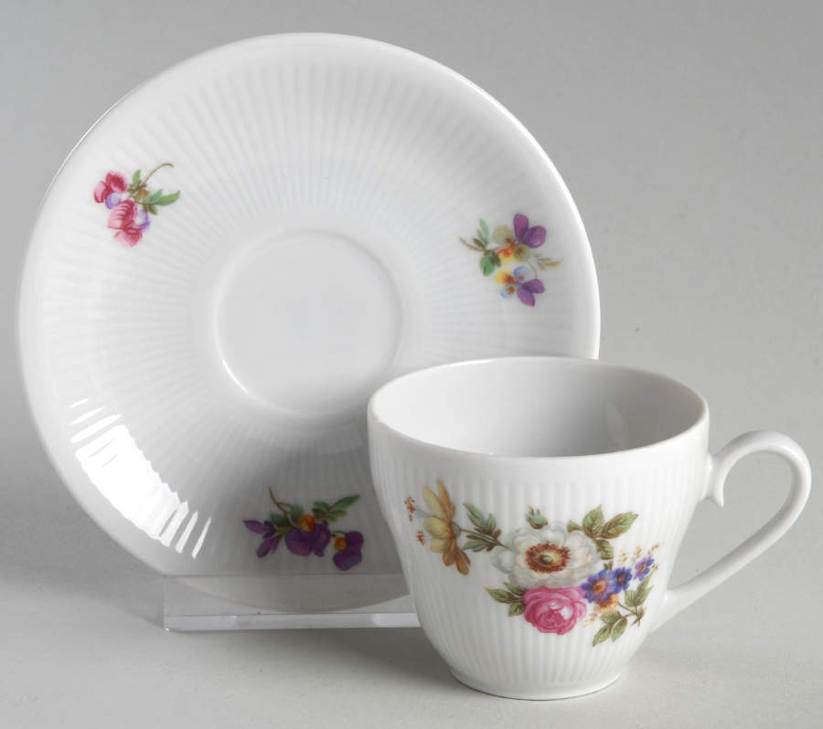 Meissen Floral Flat Demitasse Cup & Saucer Set by Mitterteich-1
