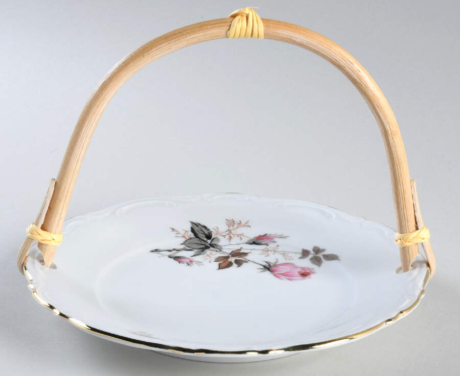 MIT1 5 3/8"-5 5/8" Bamboo Handled Serving Plate  HC by Mitterteich-1