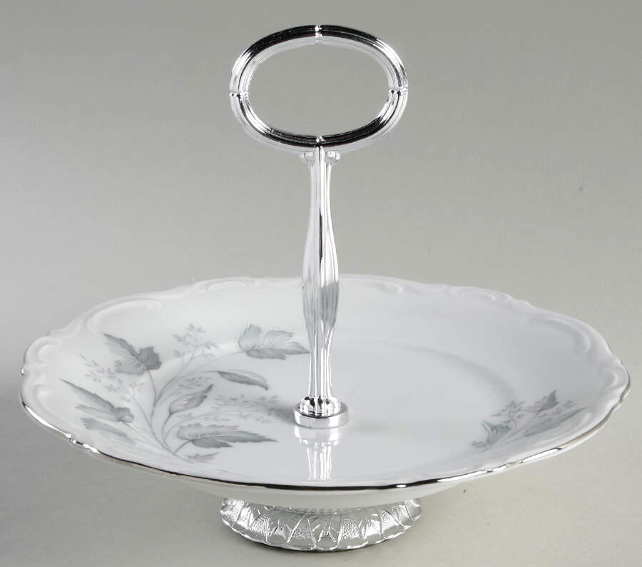 Monika (Platinum Trim) 6" - 7" Tidbit (from Salad Plate) HC by Mitterteich-1