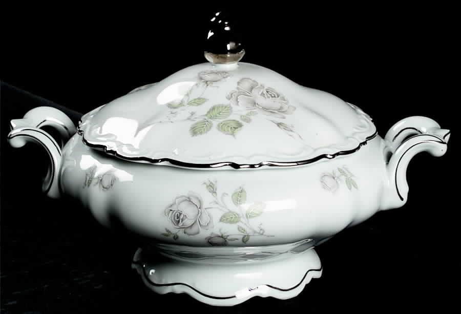 Mystic Rose (Platinum Trim) Round Covered Vegetable by Mitterteich-1