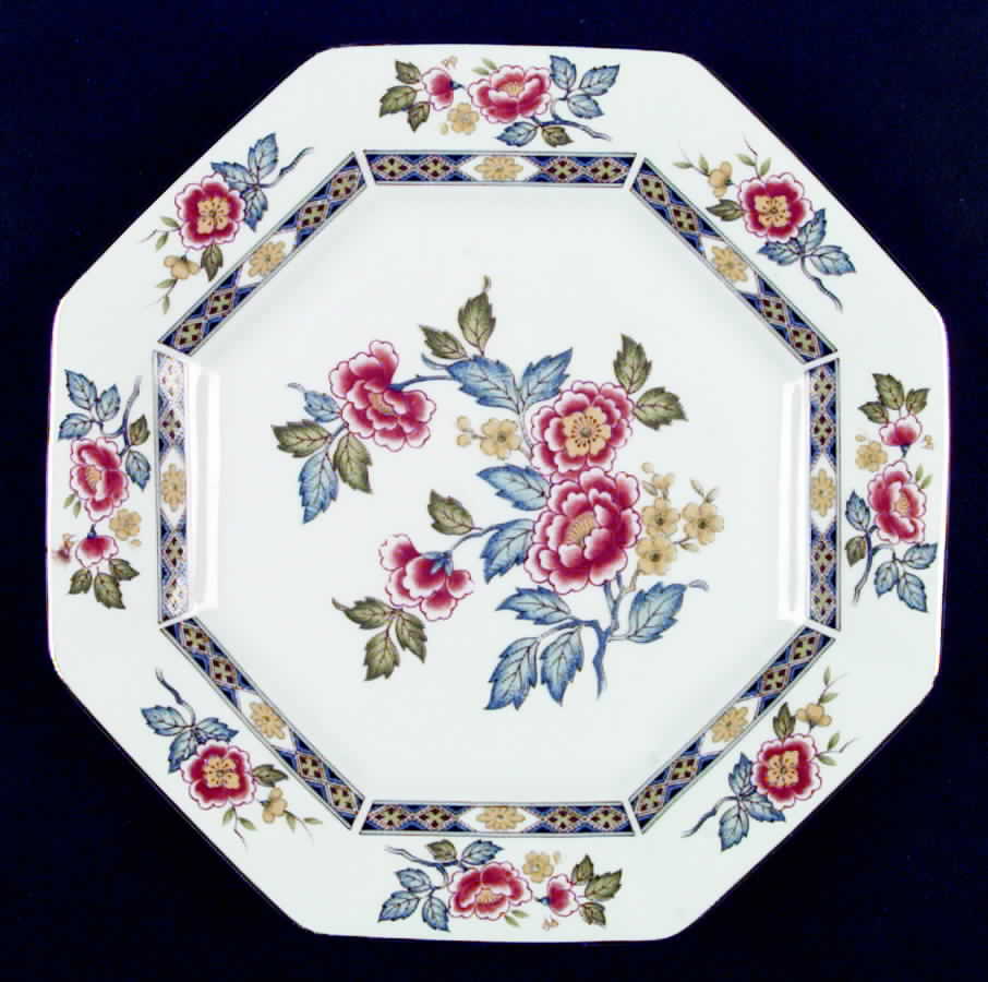Geisha Dinner Plate by Momoyama-1
