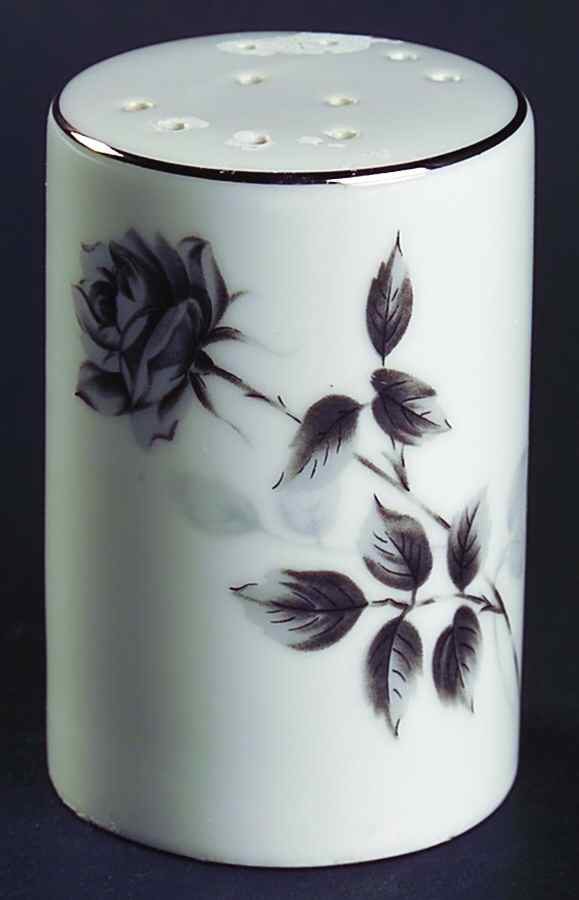 MOM5 Salt Shaker by Momoyama-1