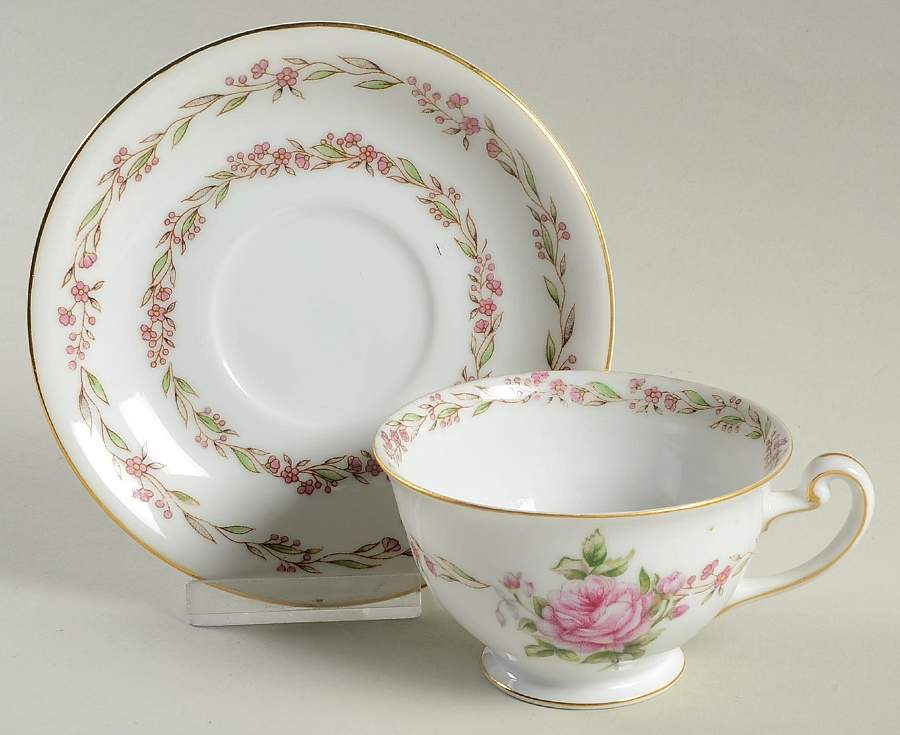MON2 (JAPAN) Footed Cup & Saucer Set by Monarch (Japan)-1