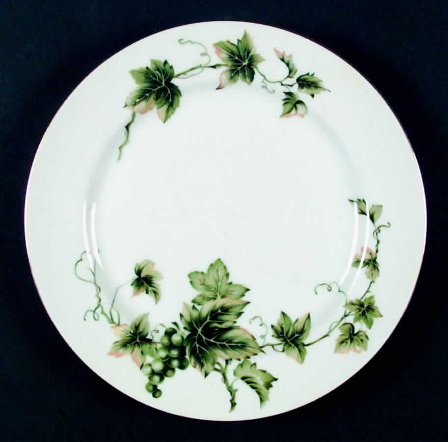 Virginia Dinner Plate by Monarch (Japan)-1