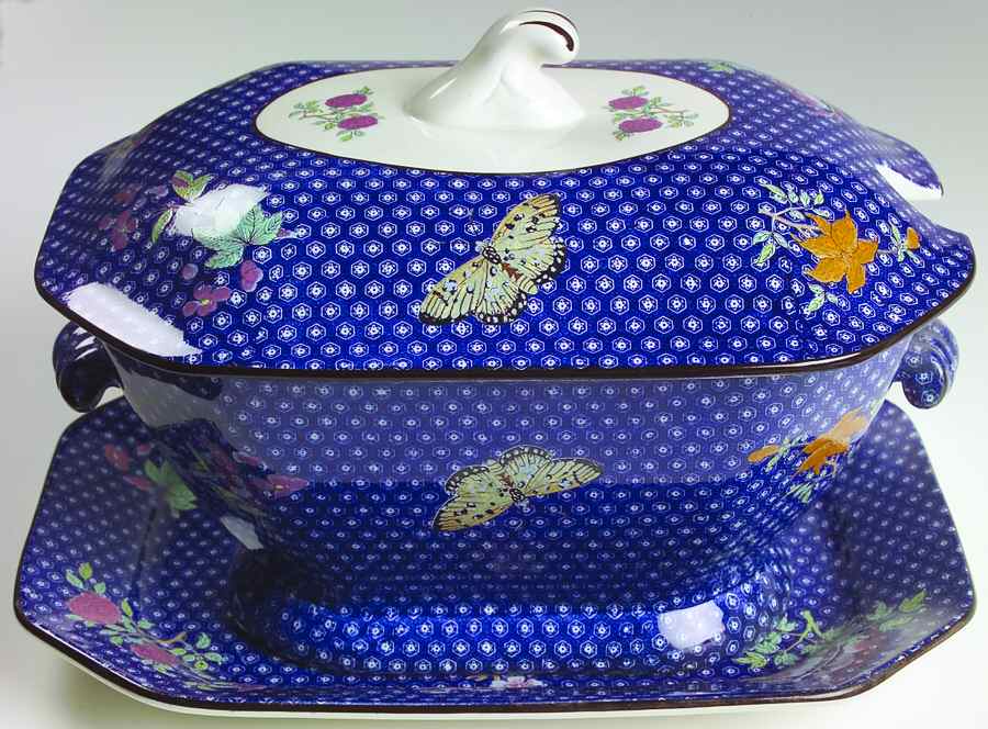 Camilla Tureen & Lid w/Underplate by Mottahedeh-1