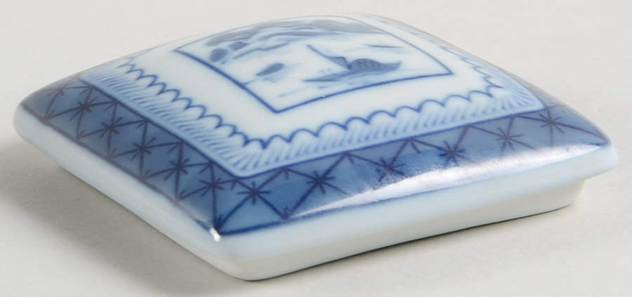 Canton Lid for Cigarette Box by Mottahedeh-1