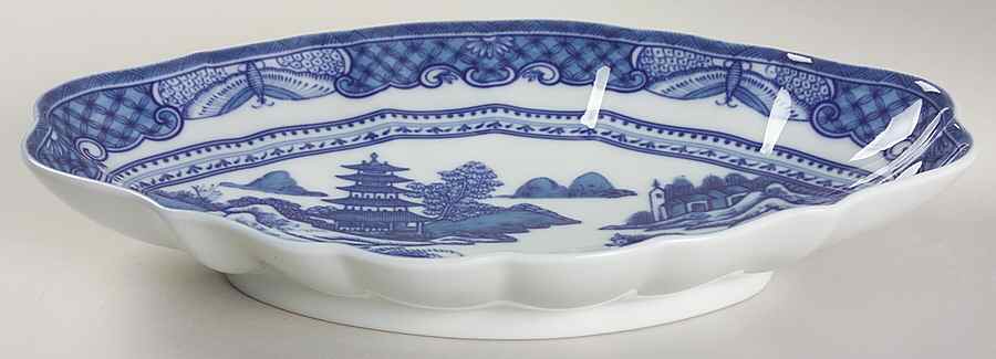 Canton Large Lobed Bowl by Mottahedeh-1