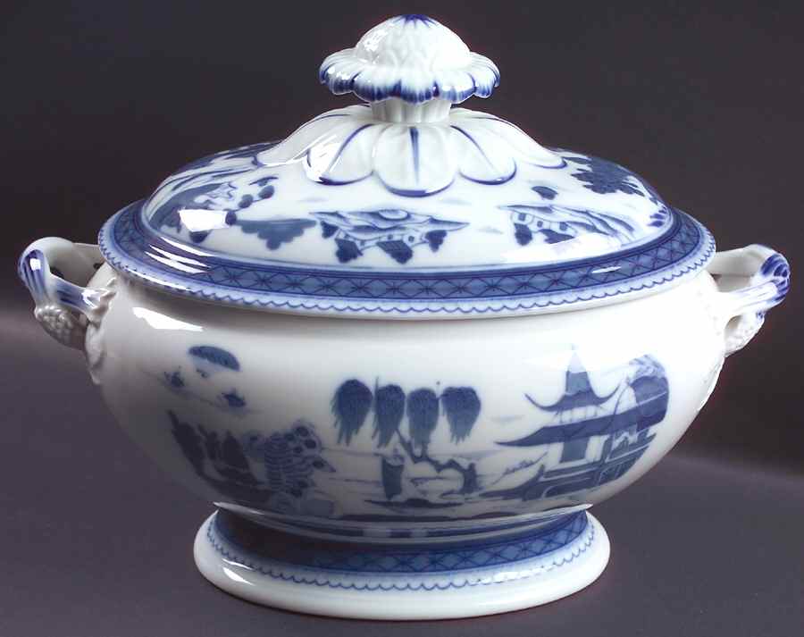 Canton Oval Tureen & Lid by Mottahedeh-1