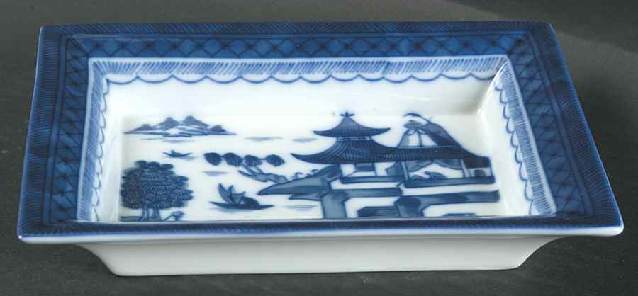Canton 7" Rectangular Tray by Mottahedeh-1