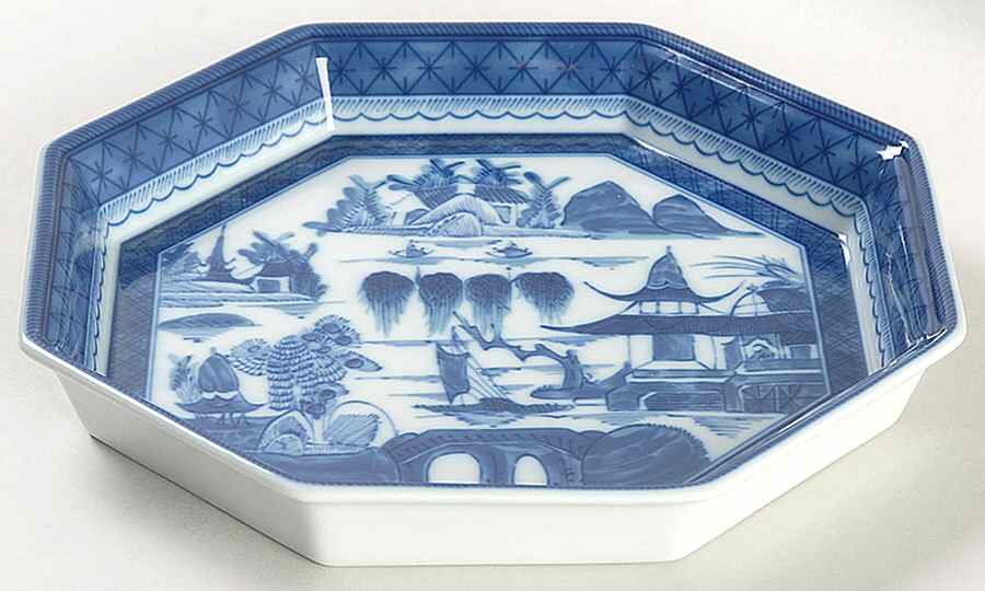 Canton Octagonal Tray by Mottahedeh-1
