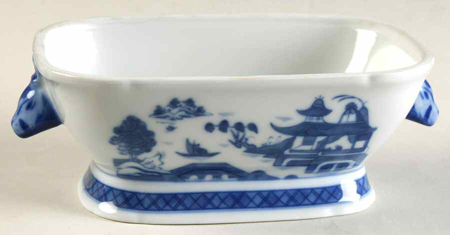 Canton Gravy Boat No Lid by Mottahedeh-1