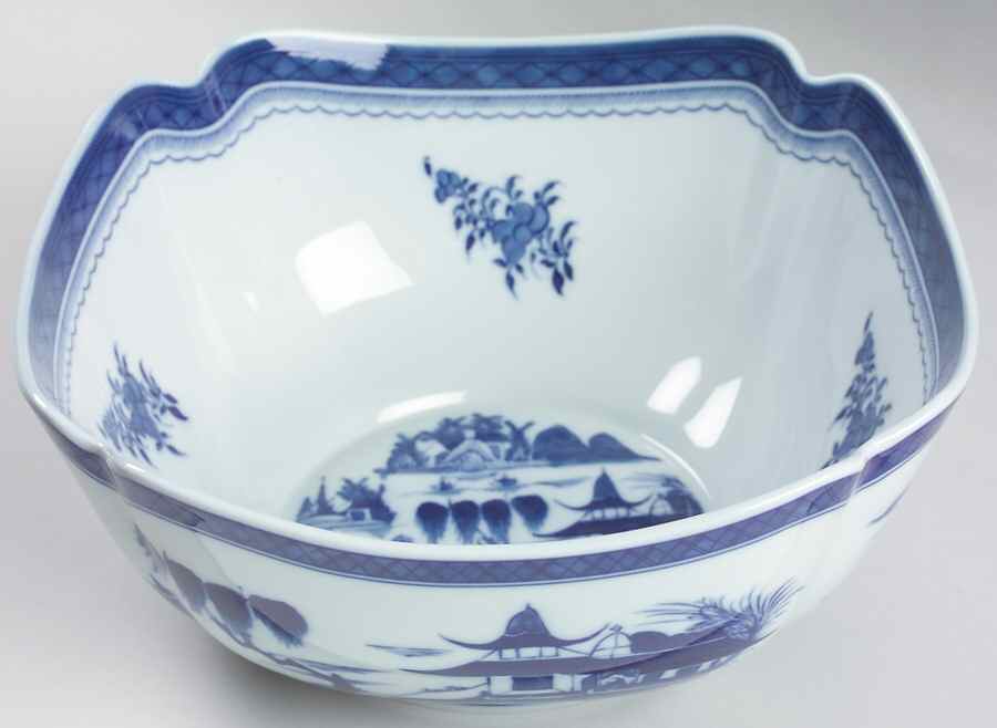 Canton 10" Square Vegetable Bowl by Mottahedeh-1