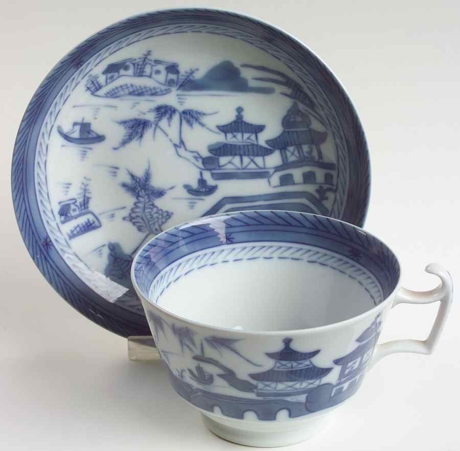 Canton Breakfast Cup & Fruit/Dessert Saucer Set by Mottahedeh-1