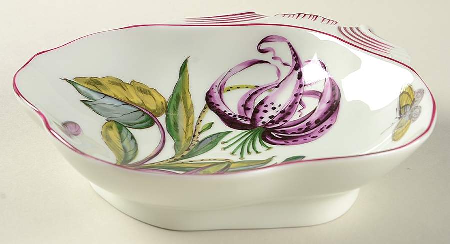 Chelsea Botanical Large Shell Shaped Dish by Mottahedeh-1