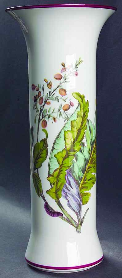 Chelsea Botanical 11'' Trumpet Vase by Mottahedeh-1