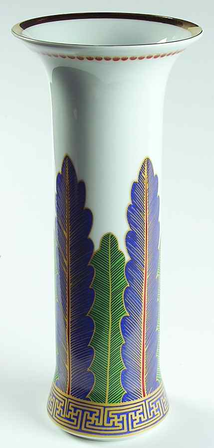 Charleston Feather 11" Trumpet Vase by Mottahedeh-1