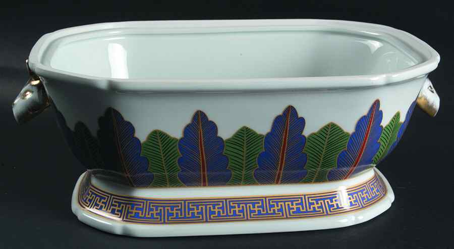 Charleston Feather Tureen No Lid by Mottahedeh-1