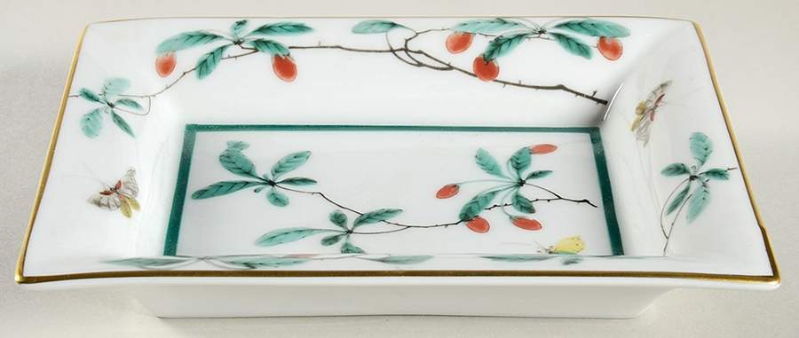 Famille Verte (Green Background) Rectangular Tray by Mottahedeh-1