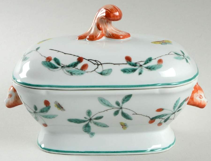 Famille Verte (Green Background) Sauce Boat & Lid by Mottahedeh-1
