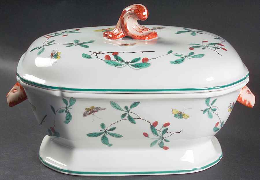Famille Verte (Green Background) Tureen & Lid by Mottahedeh-1