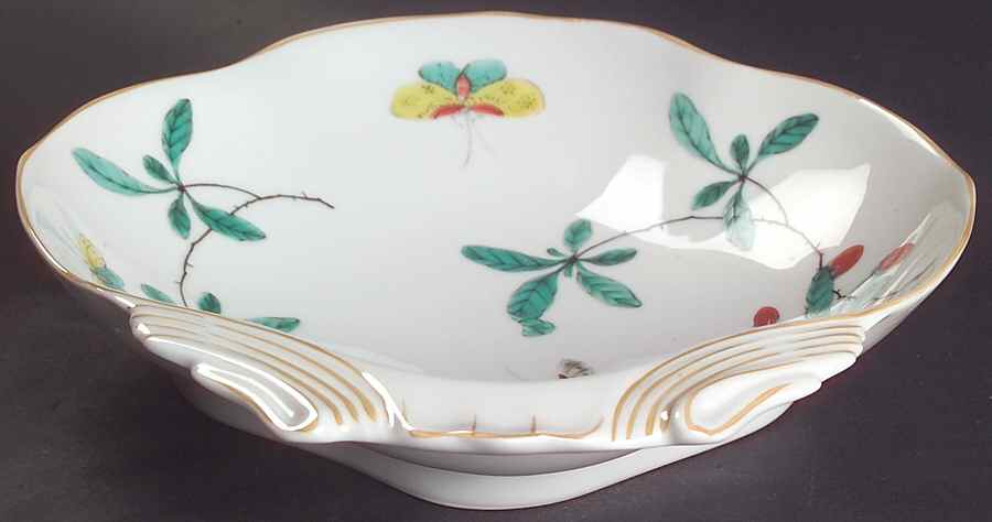 Famille Verte (Green Background) Shell Shaped Dish by Mottahedeh-1