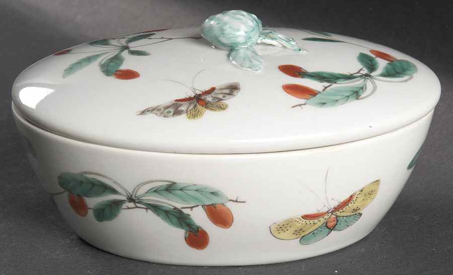 Famille Verte (Green Background) Oval Box & Lid by Mottahedeh-1