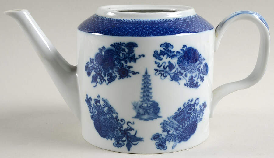 Fitzhugh Blue Teapot No Lid by Mottahedeh-1