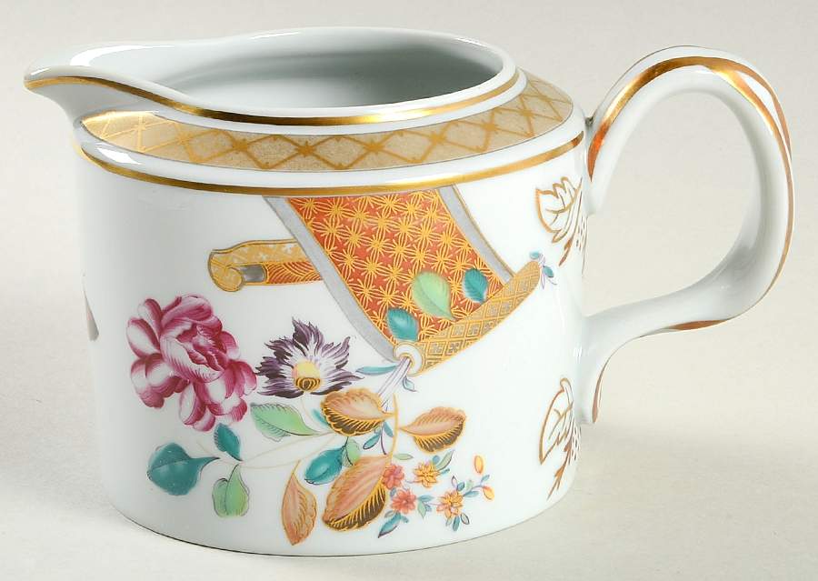 Lowestoft Rose Creamer by Mottahedeh-1