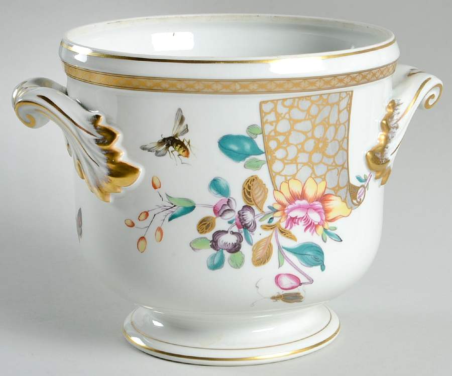 Lowestoft Rose Medium Cachepot by Mottahedeh-1
