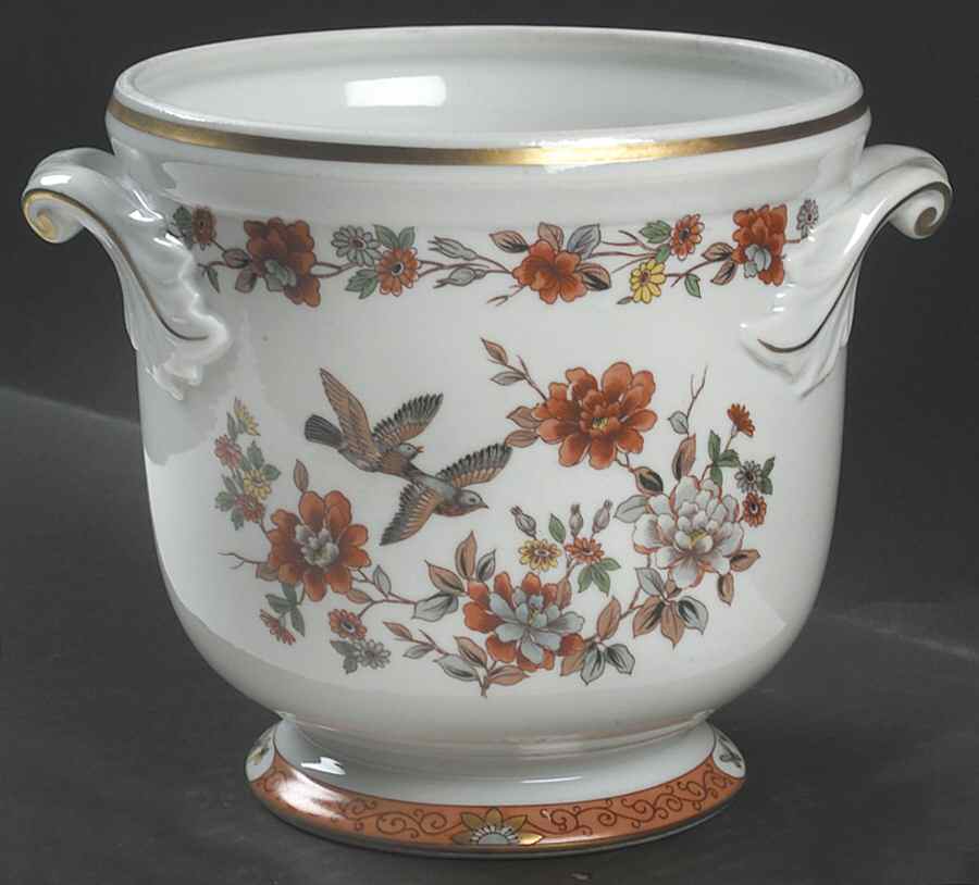 Magnolia & Birds Small Cachepot by Mottahedeh-1