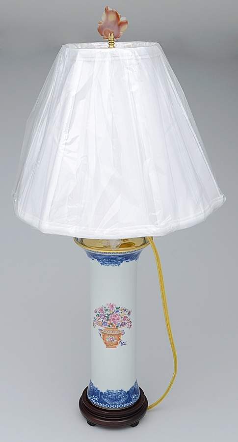 Mandarin Bouquet Lamp & Shade by Mottahedeh-1