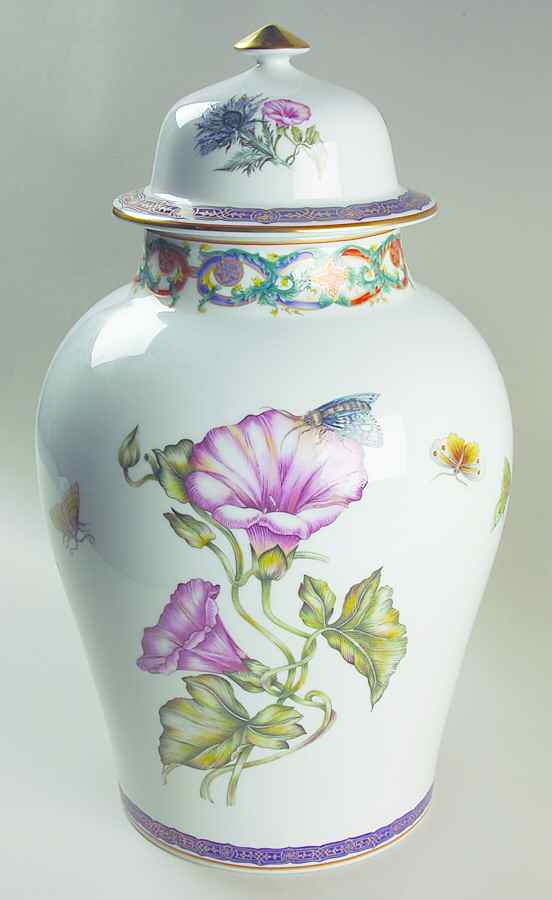 Merian Large Ginger Jar & Lid by Mottahedeh-1