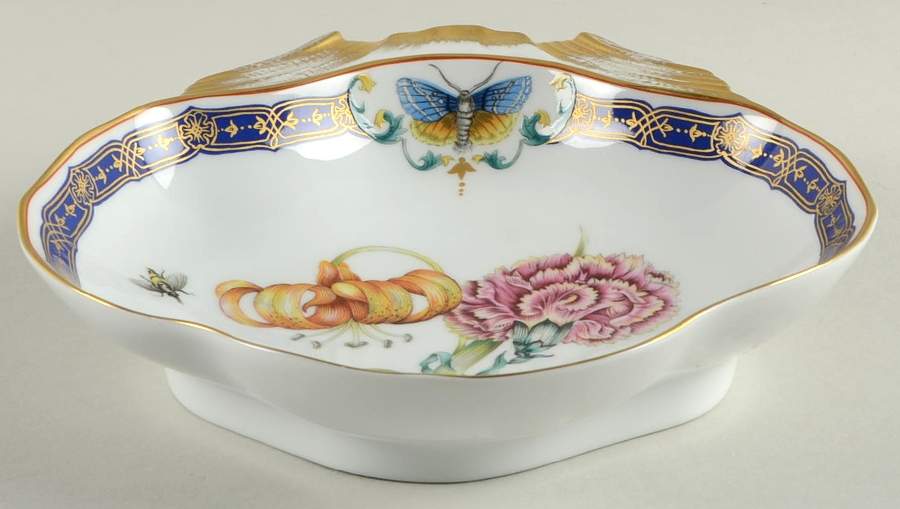 Merian Shell Shaped Dish by Mottahedeh-1