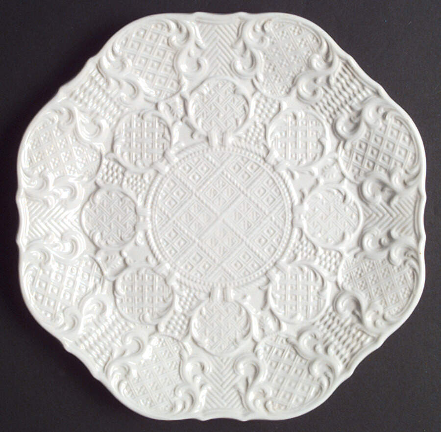 MOT10 Dinner Plate by Mottahedeh-1
