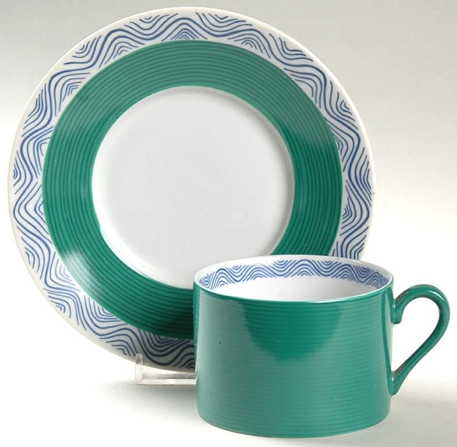 O-Nami Flat Cup & Saucer Set by Mottahedeh-1