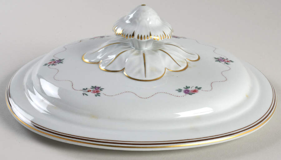 Peking Rose Lid for Round Vegetable by Mottahedeh-1