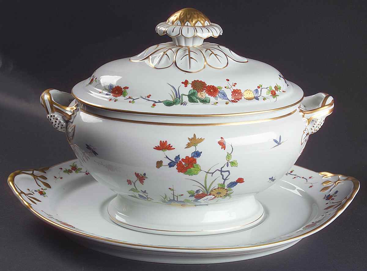 Rock Garden (Pale Blue) Tureen & Lid w/Underplate by Mottahedeh-1