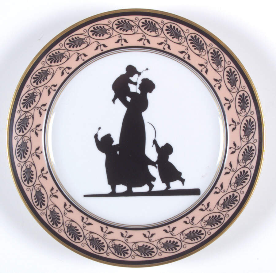Silhouette Luncheon Plate by Mottahedeh-1