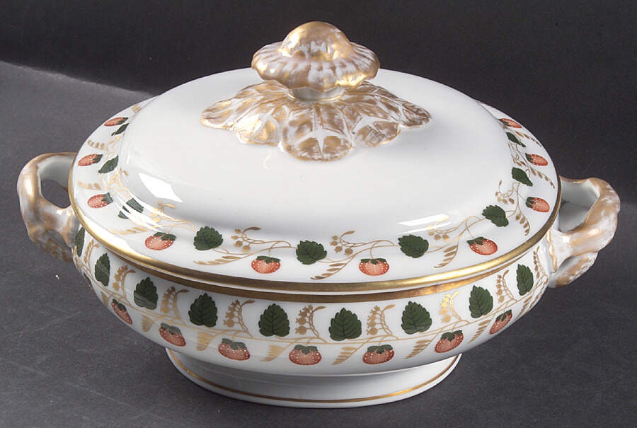 Strawberry Vine Round Covered Vegetable by Mottahedeh-1
