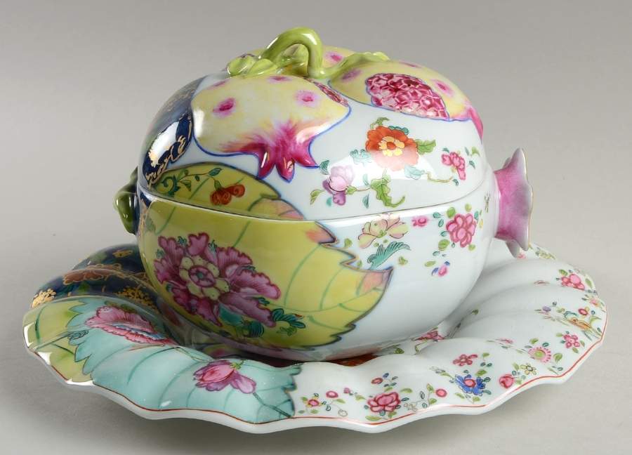 Tobacco Leaf Pomegranite Box W/Stand by Mottahedeh-1