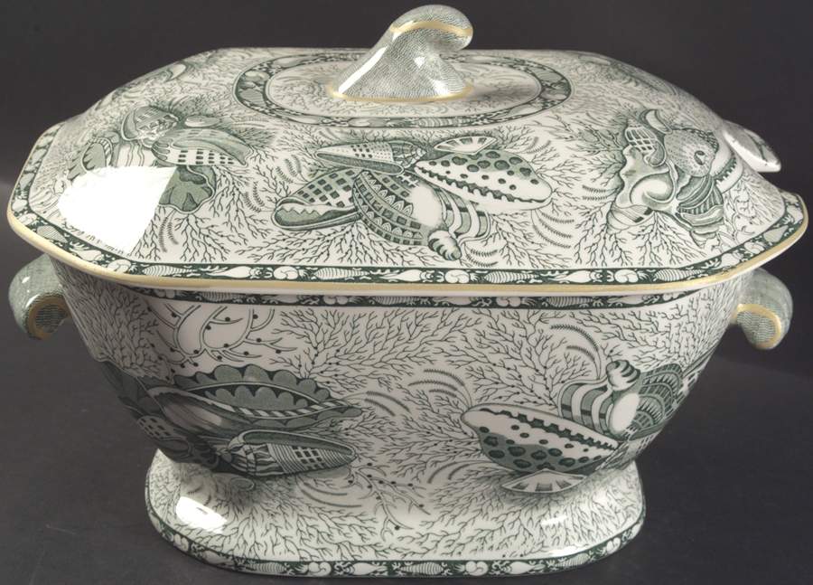 Torquay Green (Yellow Trim) Tureen &  Lid by Mottahedeh-1