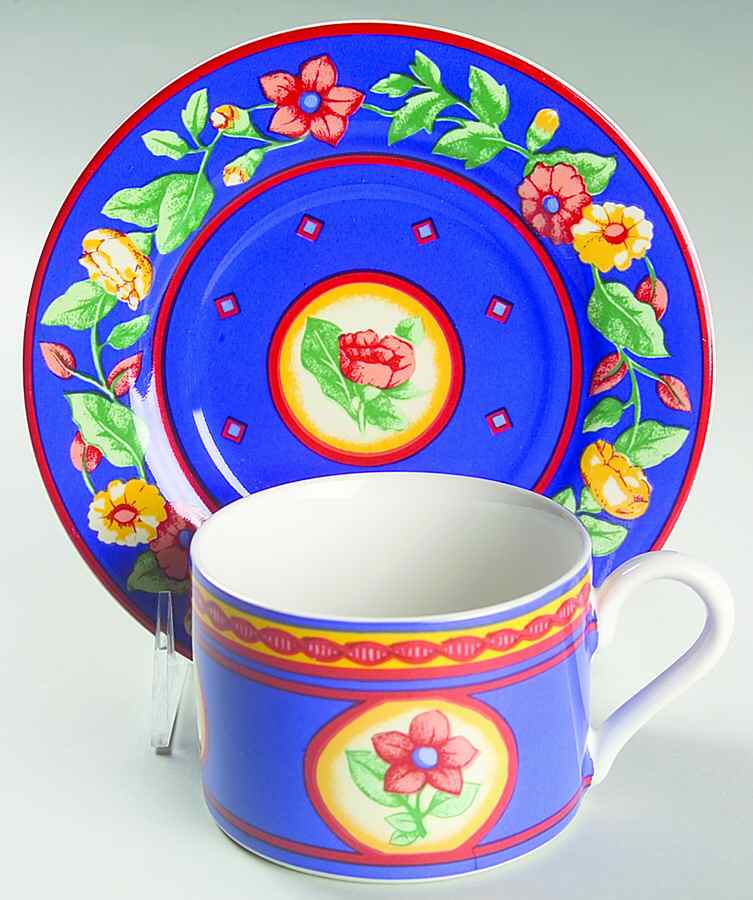 Avignon Flat Cup & Saucer Set by Misono-1