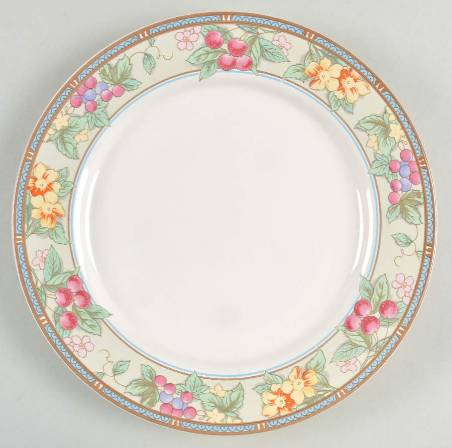 Blossom Dinner Plate by Misono-1