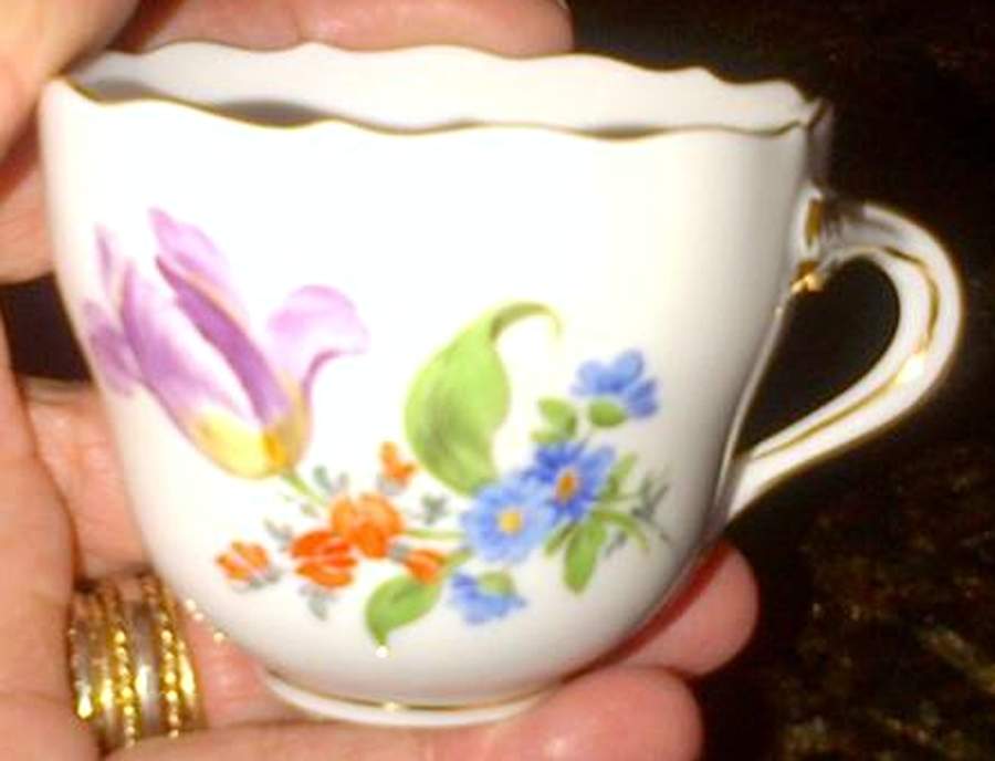 090110 Flat Demitasse Cup by Meissen (Germany)-1
