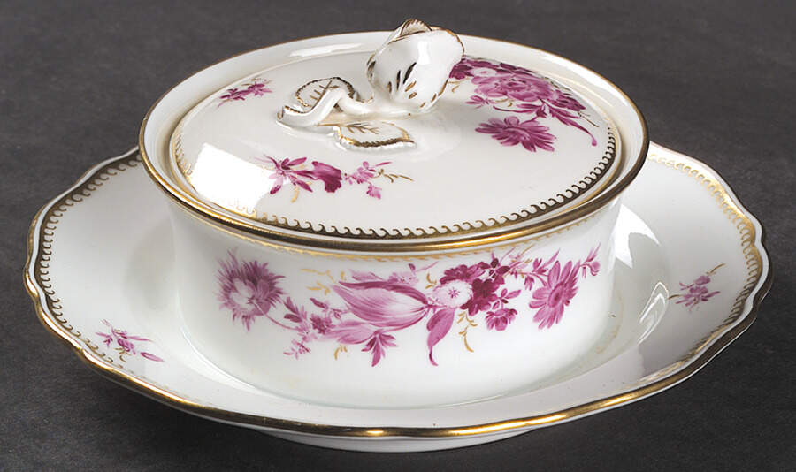 120422 Round Covered Butter by Meissen (Germany)-1