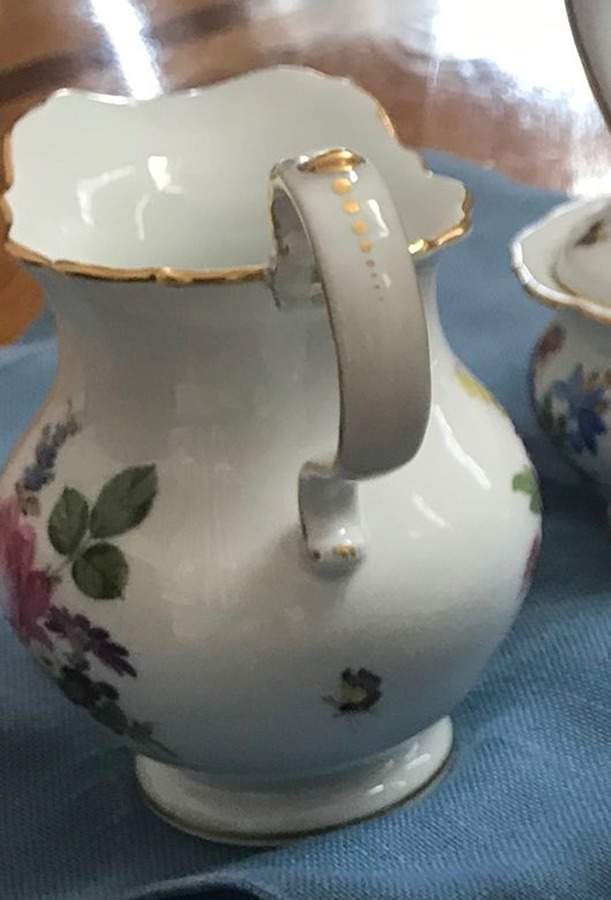 220110 Creamer by Meissen (Germany)-1