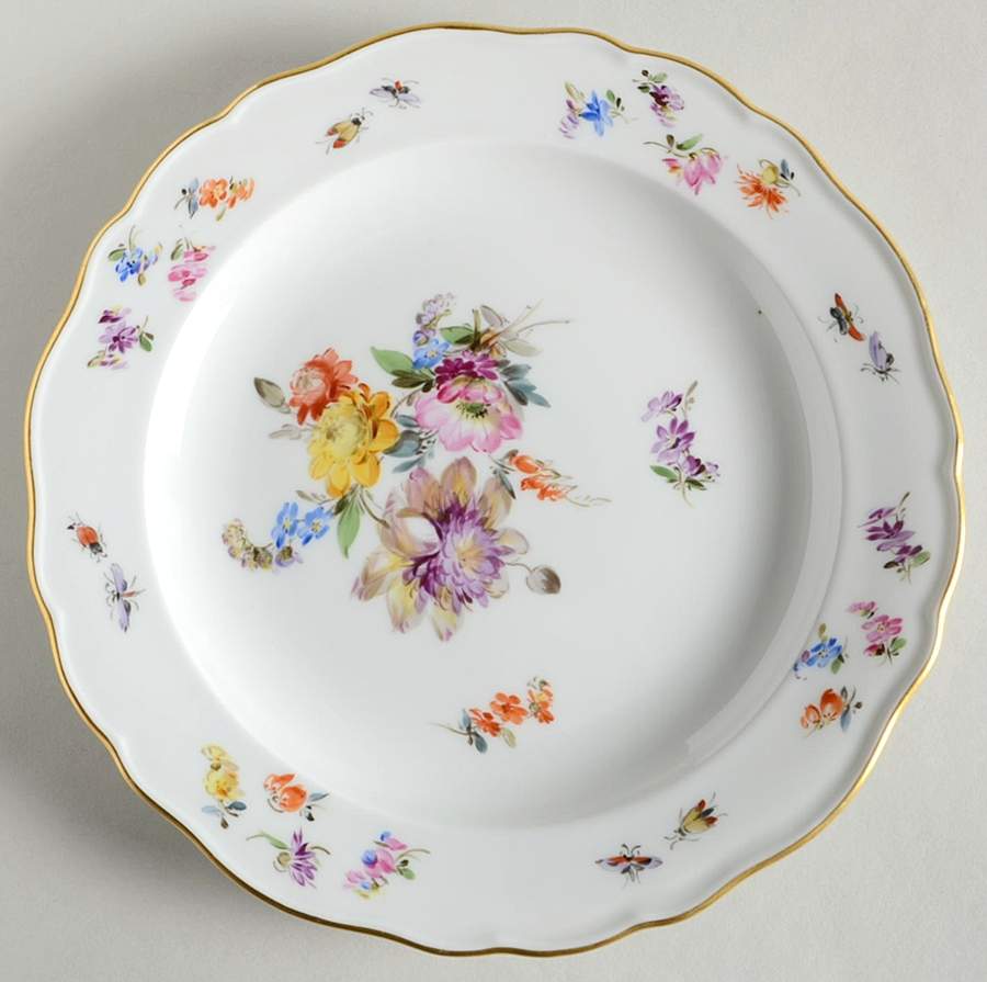 220110 Luncheon Plate by Meissen (Germany)-1